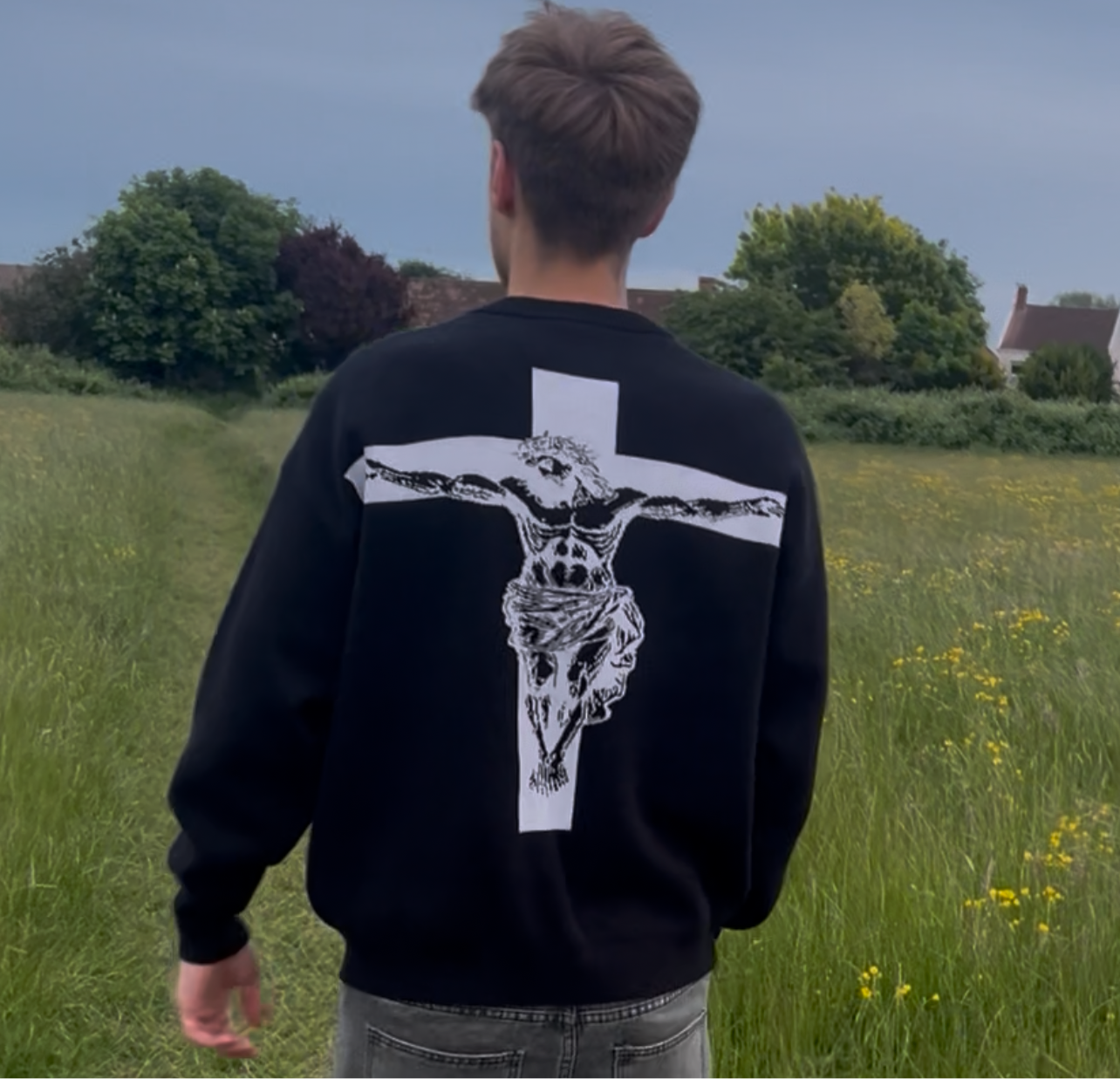 CRUCIFIX KNIT SWEATER BLACK