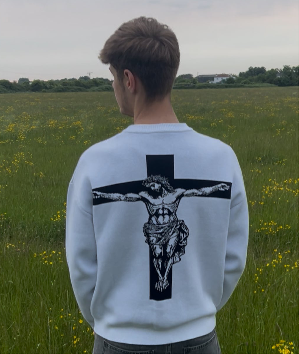 CRUCIFIX KNIT SWEATER WHITE